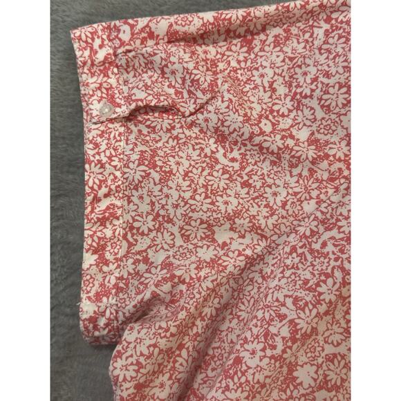 Basic Editions Plus Size 4X Red Floral Print Short Sleeve Button Down - Picture 5 of 8